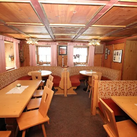Gruppotel Alte Post Сasa de vacaciones Sankt Leonhard im Pitztal